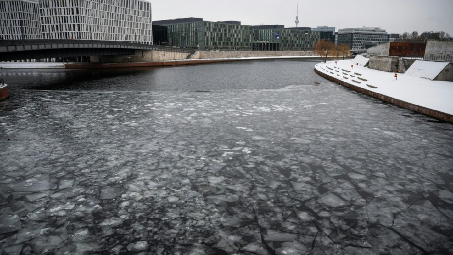 Spree in der Nähe des Berliner Hauptbahnhofs