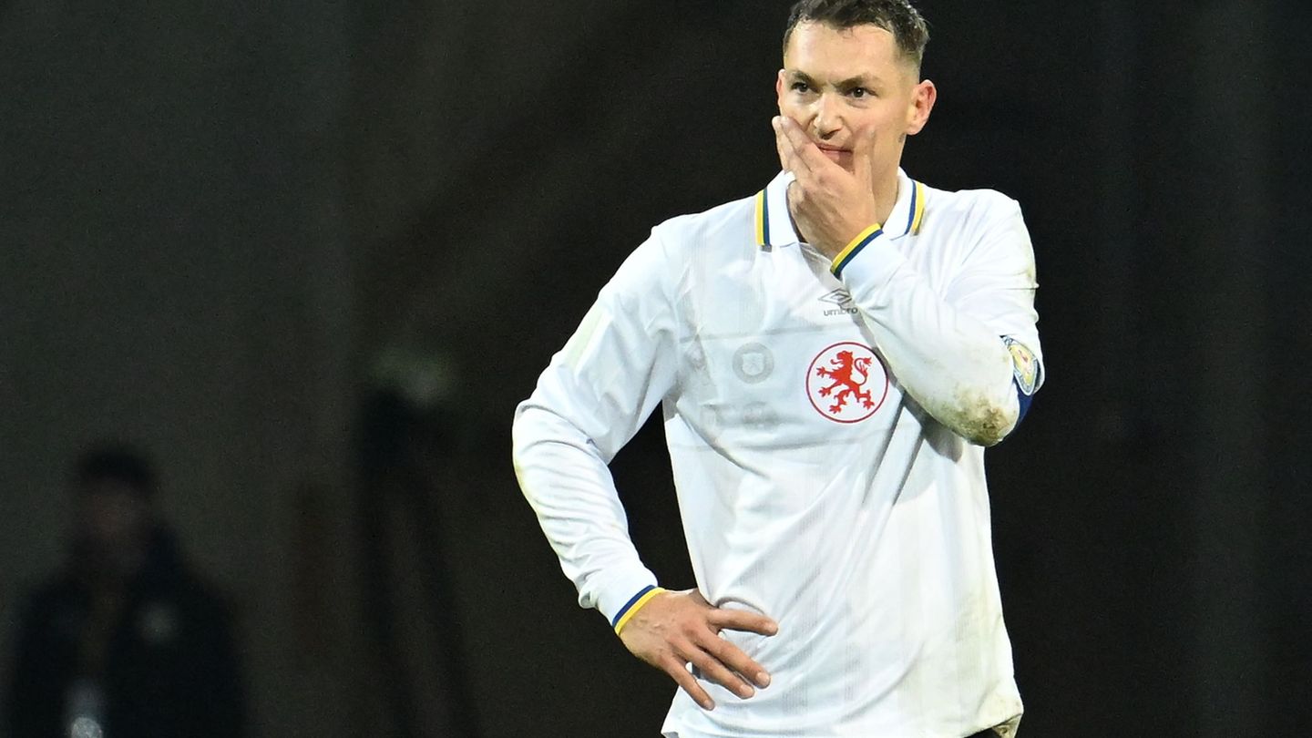 Will Eintracht Braunschweig verlassen und wurde aus dem Kader gestrichen: Kapitän Sven Köhler. Foto: Swen Pförtner/dpa