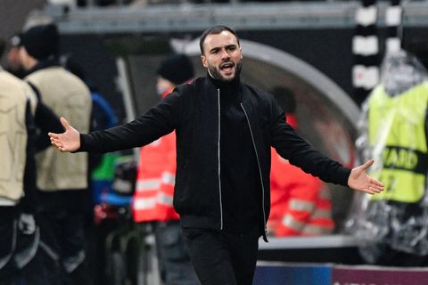 Dennis Schmitt hofft mit Eintracht endlich auf einen Sieg. Foto: Uwe Anspach/dpa