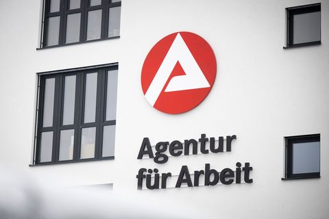 Fast 70.000 Menschen sind aktuell in MV arbeitslos gemeldet. Foto: Philip Dulian/dpa