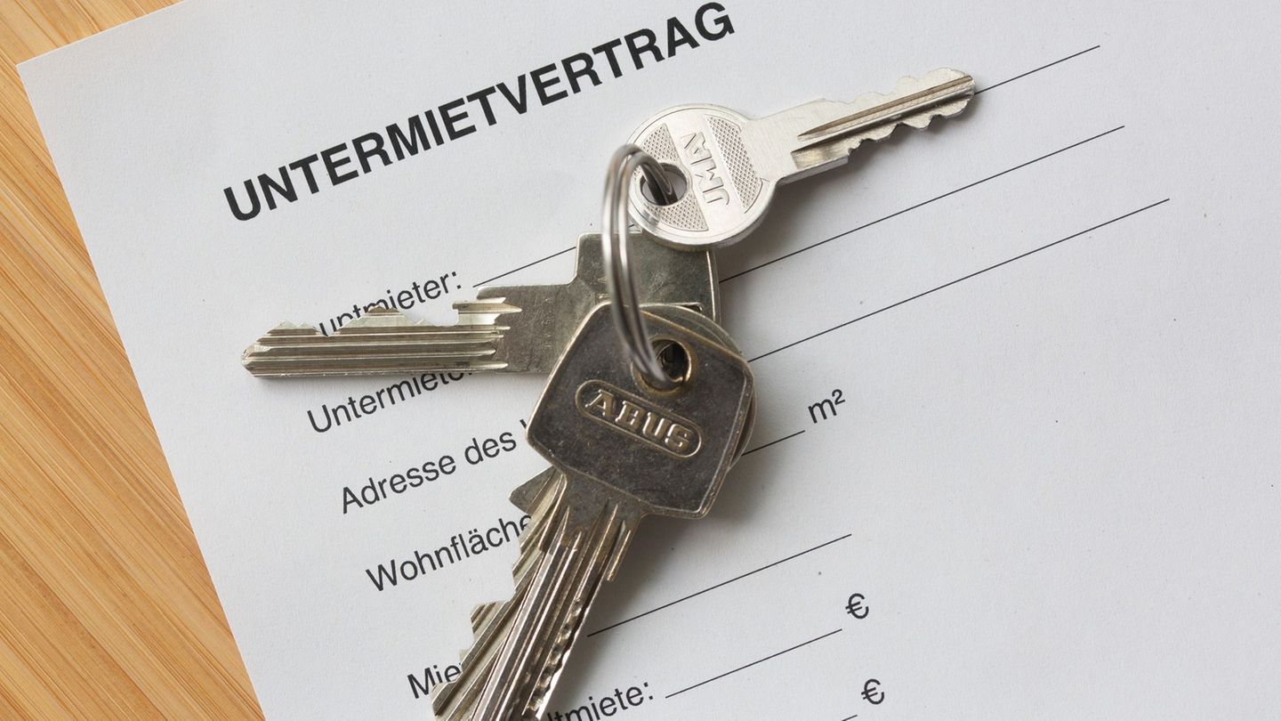 Unverzichtbar für die Wiesn-Vermietung ist die Zustimmung des Vermieters. Foto: Fernando Gutierrez-Juarez/dpa