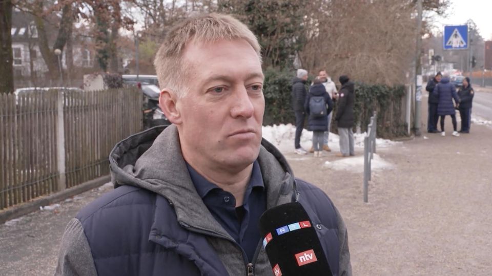 Vater zeigt Falschparker an