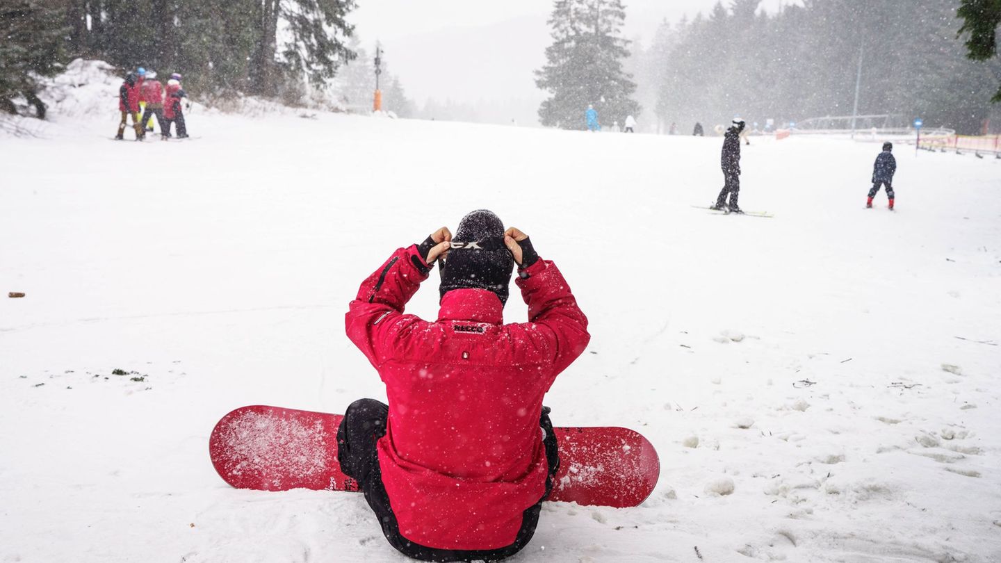 Der meiste Niederschlag im Januar fiel als Schnee - sehr zur Freude der Wintersportfans. (Archivbild) Foto: Frank Rumpenhorst/dp