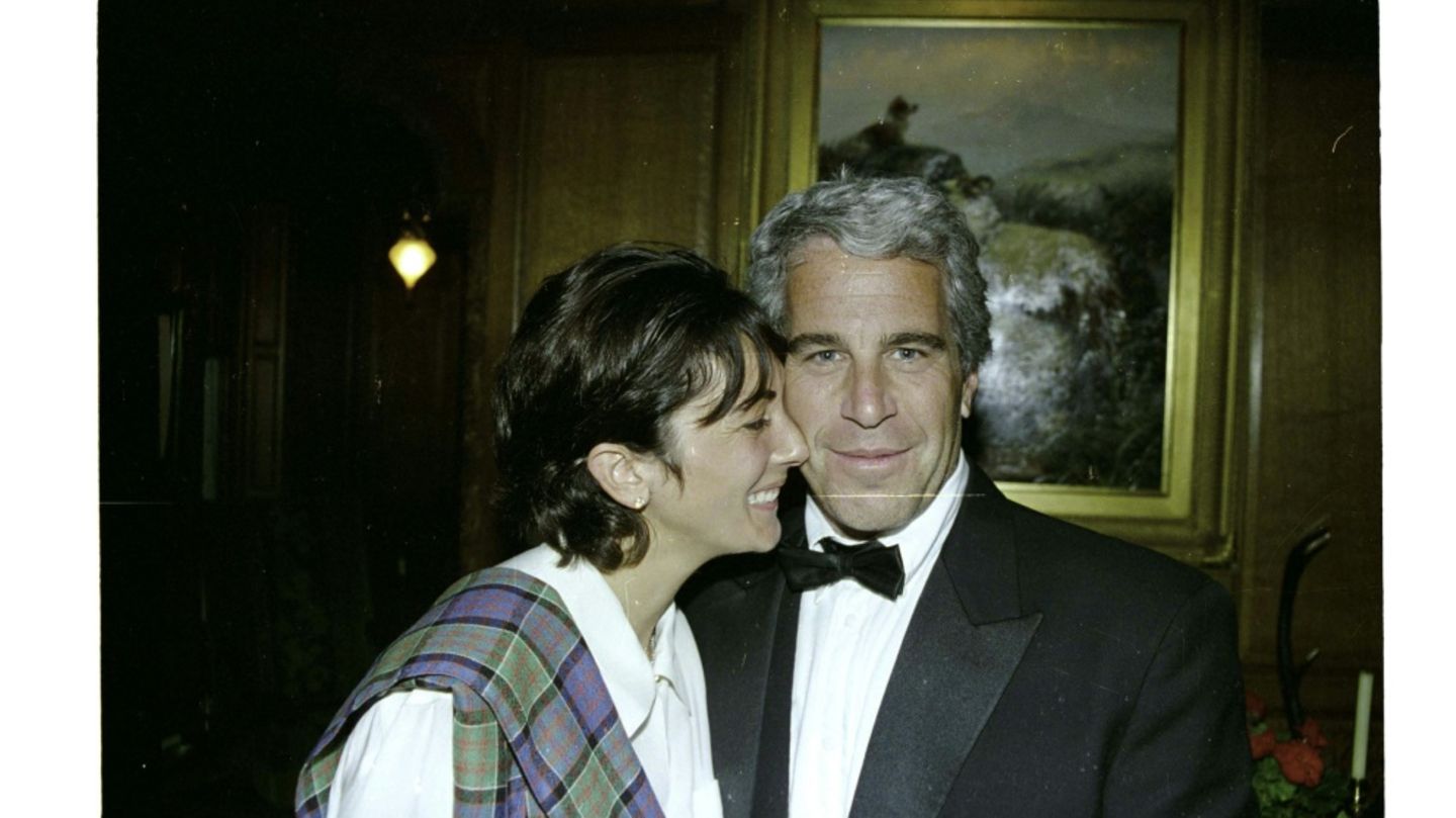 Jeffrey Epstein und seine Freundin Ghislaine Maxwell