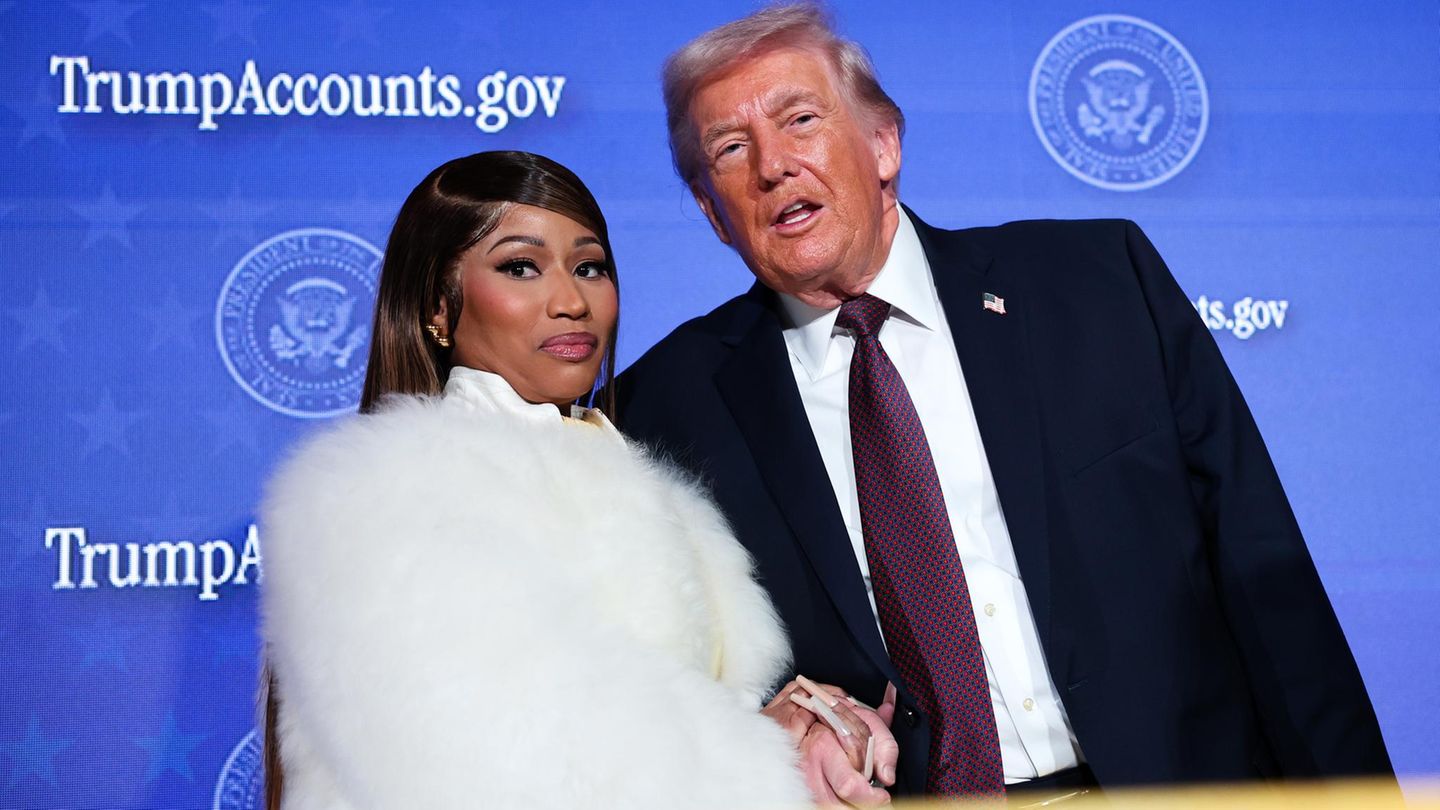 Rapperin Nicki Minaj zusammen mit Donald Trump