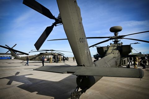 Apache-Kampfhubschrauber der US-Armee