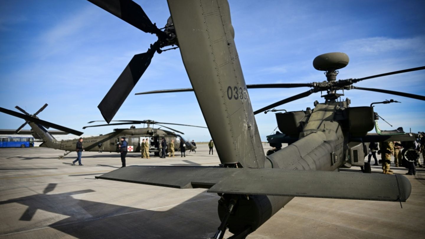 Apache-Kampfhubschrauber der US-Armee