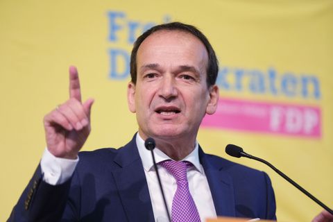 "Kein Bürgergeld ohne Gegenleistung. Wer Solidarität in Anspruch nimmt, der muss auch etwas zurückgeben", sagt der FDP-Fraktions