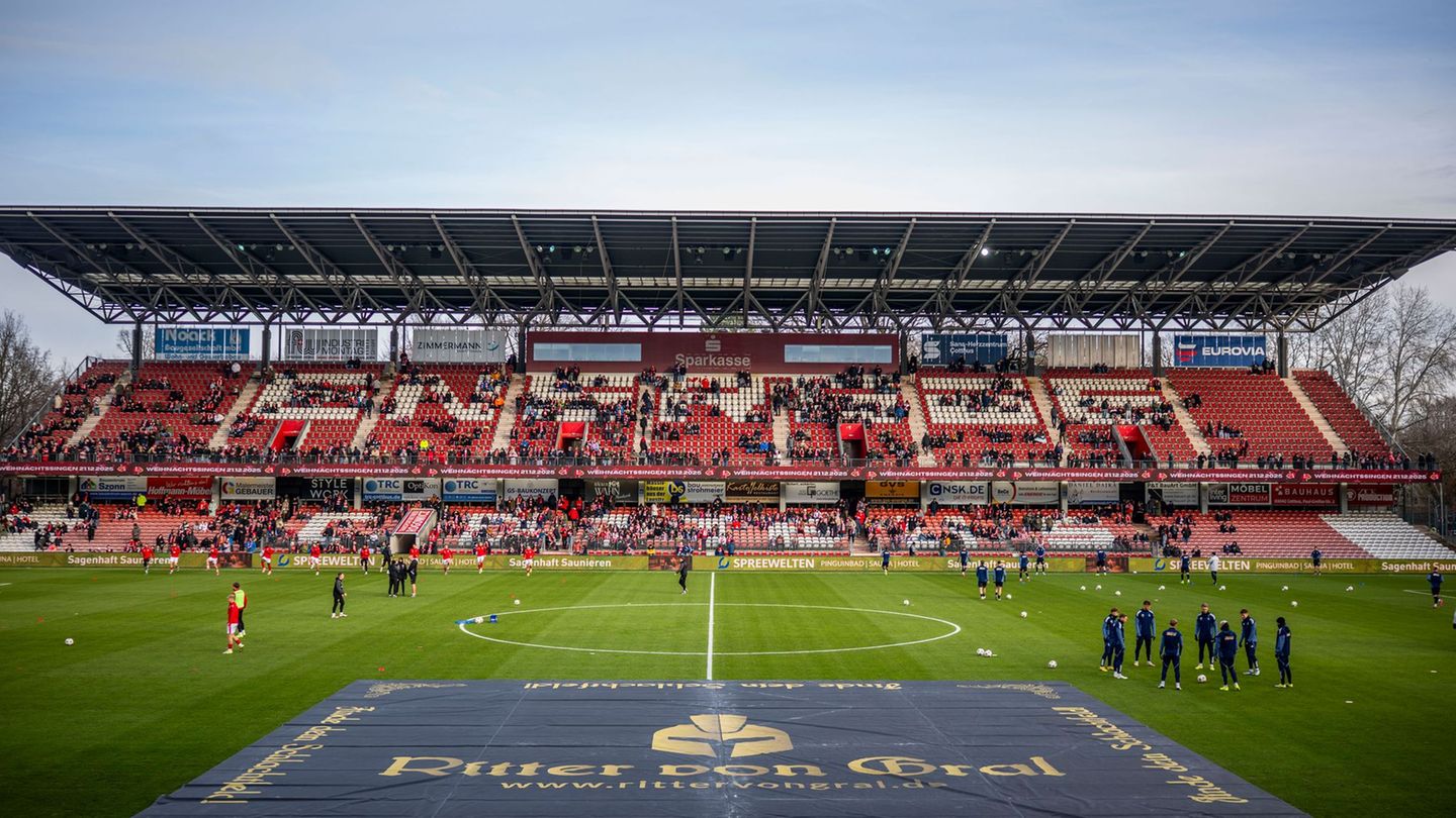 Der FC Energie Cottbus wird 60 - das feiern viele Fans (Archivbild). Foto: Julius Frick/dpa