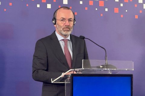 EVP-Chef Weber äußert sich beim Spitzentreffen in Zagreb zu einem sechs Jahre alten Vorschlag aus Frankreich, der jetzt aktuelle