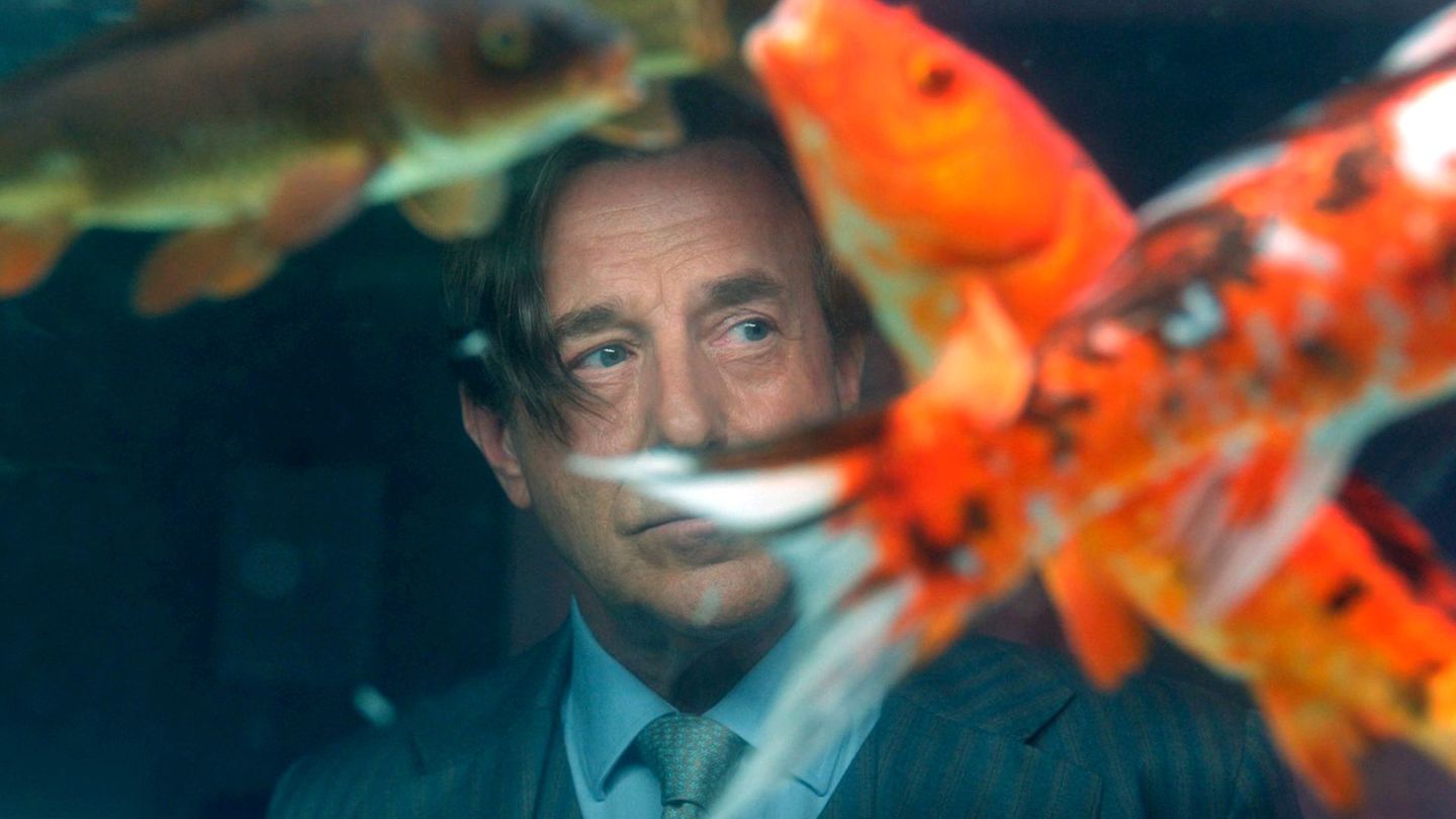 Ein entführter Koi stellt den Kunstdetektiv Johann Friedrich von Allmen (Heino Ferch) im fünften Film der Krimireihe vor ein Rätsel.