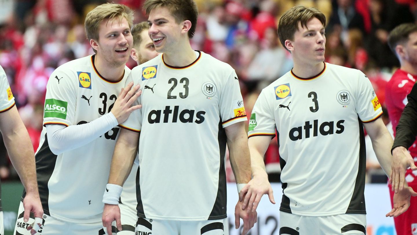 Franz Semper, Renars Uscins und Nils Lichtlein spielen um EM-Gold. Foto: Sina Schuldt/dpa