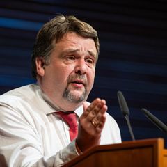 CDA-Chef Dennis Radtke wundert sich nicht über die Umfragewerte für die Union. (Archivfoto) Foto: Jacob Schröter/dpa