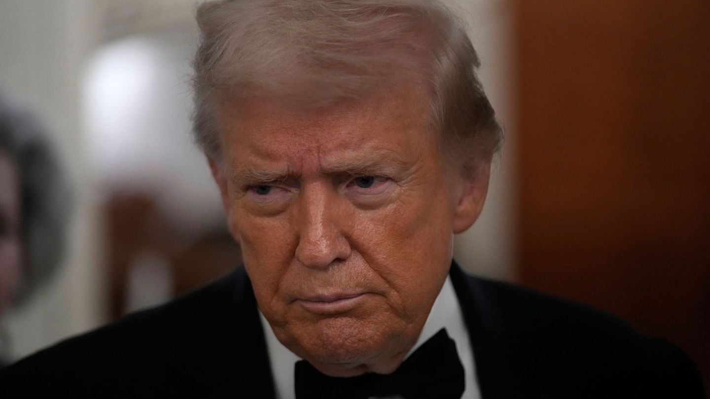 US-Präsident Trump hat auf Kritik und Spott bei der Grammy-Verleihung reagiert. (Archivfoto) Foto: Mark Schiefelbein/AP/dpa