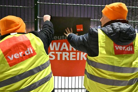 Die Gewerkschaft Verdi hat in Sachsen-Anhalt zu Warnstreiks bei kommunalen Verkehrsunternehmen sowie Behörden und Ministerien au