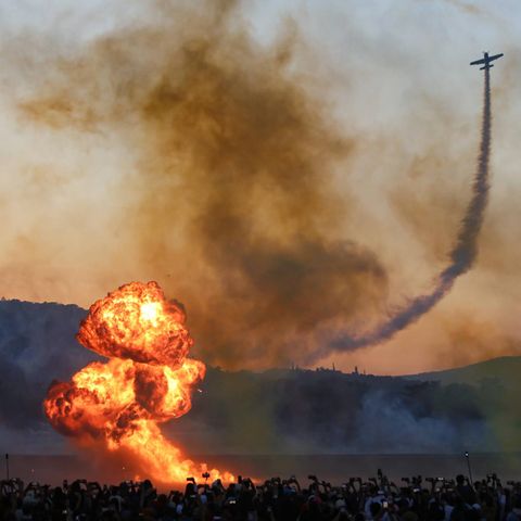Kalkulierte Explosion bei Flugshow