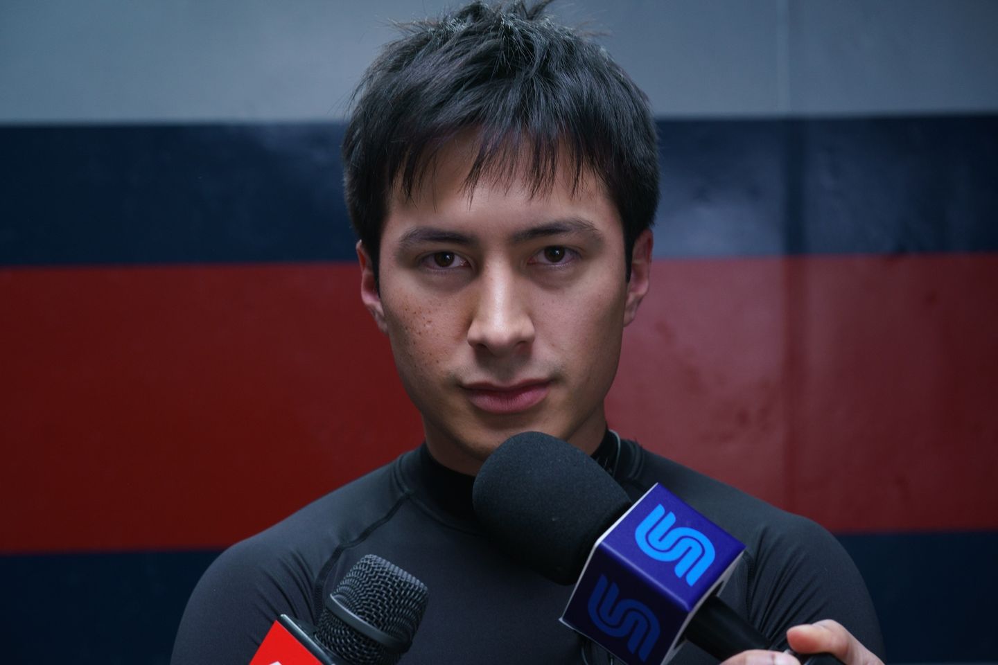 Der Kanadier Hudson Williams, 24, spielt den disziplinierten Shane aus guter Familie. Für die bis dato unbekannten Hauptdarsteller ist der Erfolg ein unerwarteter Segen. Sowohl er als auch...