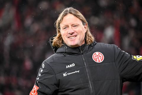 Kandidat bei Werder Bremen: Der Däne Bo Henriksen. (Archivbild) Foto: Harry Langer/dpa