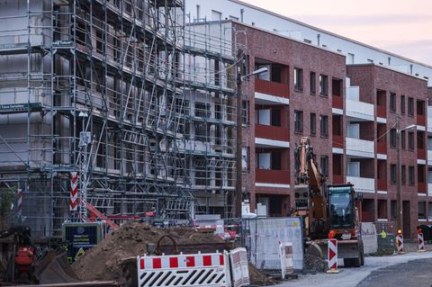 Der Mangel an bezahlbarem Wohnraum ist eine der großen sozialen Fragen. (Symbolbild) Foto: Oliver Berg/dpa