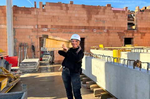 Handwerks-Influencerin Tschulique folgen Millionen - in der Schule sei sie aber gemobbt worden, sagte sie dem SWR. (Handout) Fot