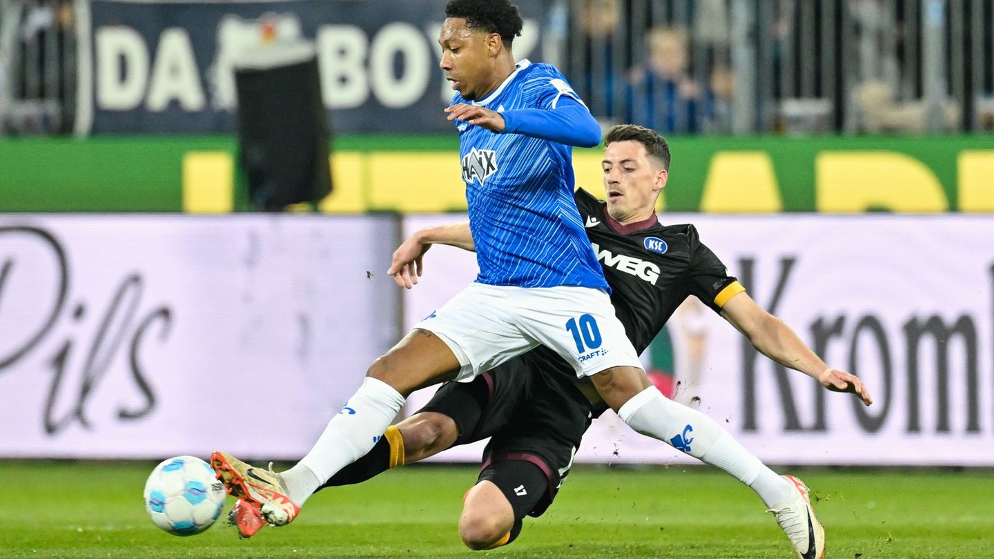 Verlässt die Lilien: Jean-Paul Boëtius (im Vordergrund). (Archivbild) Foto: Uwe Anspach/dpa