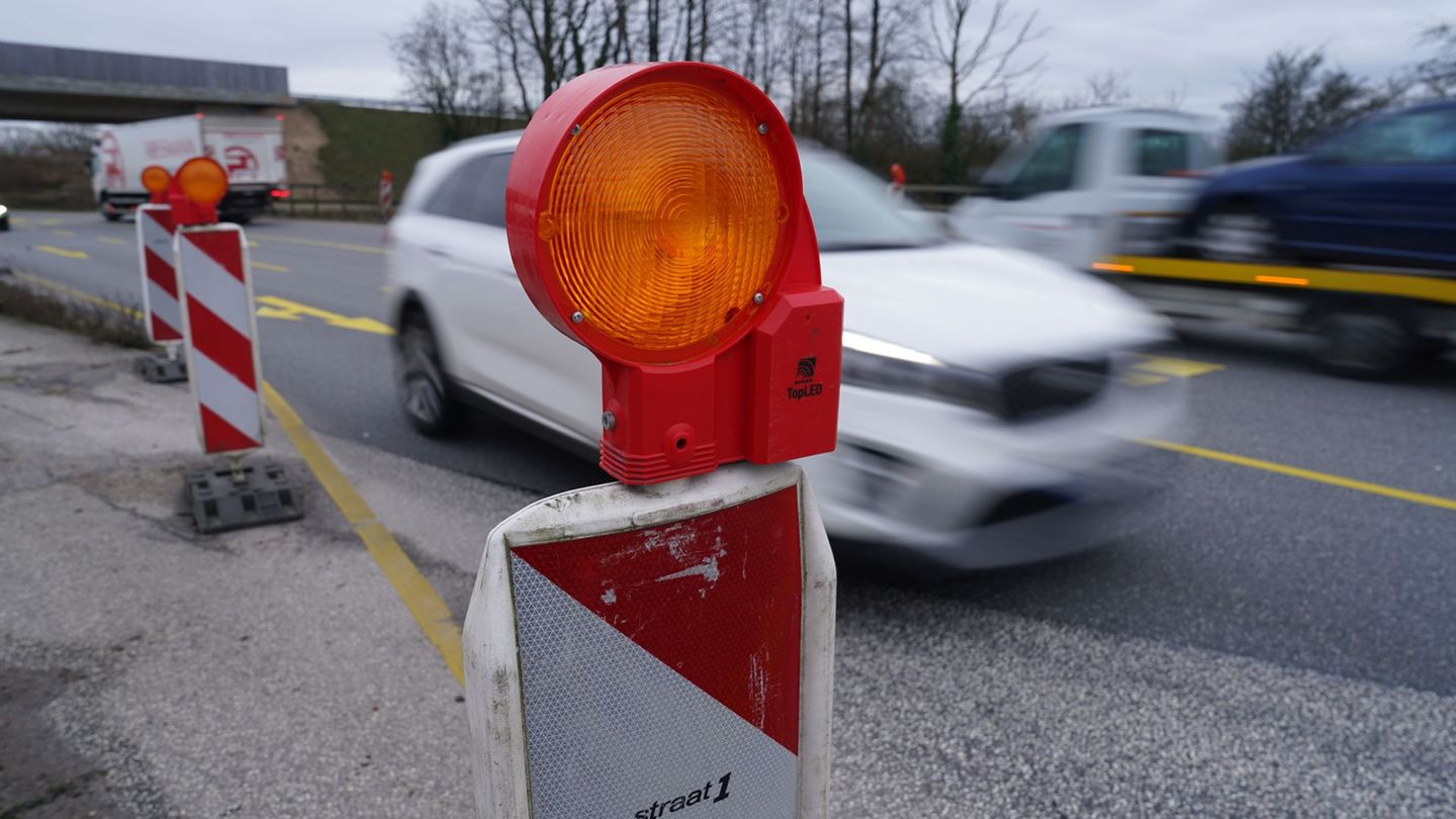 In Schleswig-Holstein gibt es in diesem Jahr reichlich Baustellen. (Symbolbild) Foto: Marcus Brandt/dpa