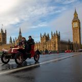 Neben einem Reisepass, der an sich schon teuer genug ist, brauchen Besucher für die Einreise in das Vereinigte Königreich seit 2024 ein sogenanntes "ETA" – die elektronische Reisegenehmigung. Einmal bezahlt ist die Genehmigung für zwei Jahre gültig. Zurzeit kostet das ETA noch umgerechnet 19 Euro, eine Preiserhöhung ist allerdings bereits für 2026 geplant 