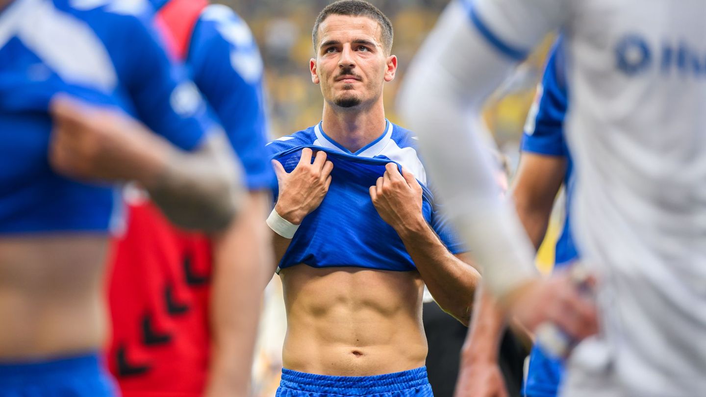 Der Abwehrspieler verlässt Magdeburg. (Archivbild) Foto: Robert Michael/dpa