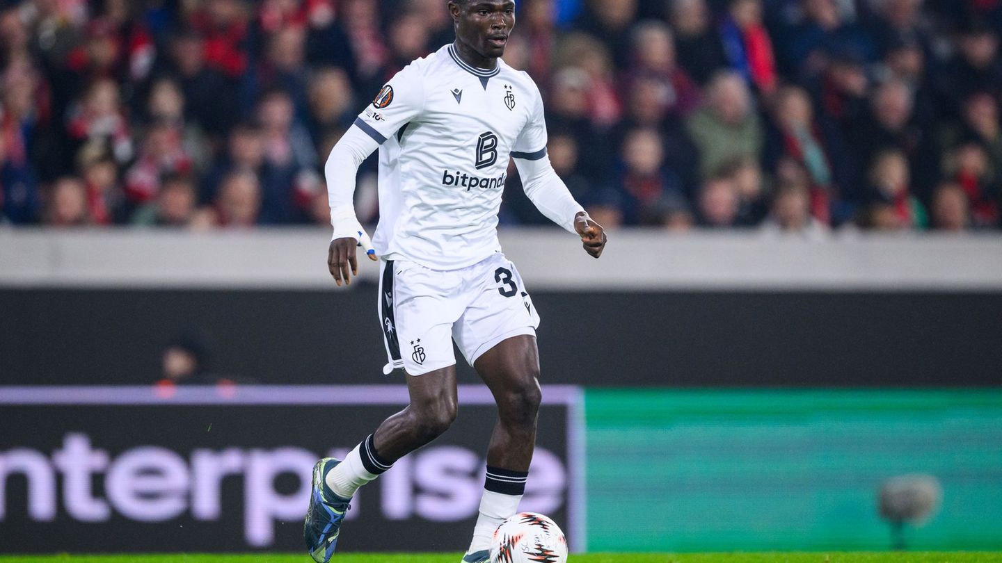 Fu-ball-Bundesliga-VfL-Wolfsburg-holt-zwei-neue-Abwehrspieler