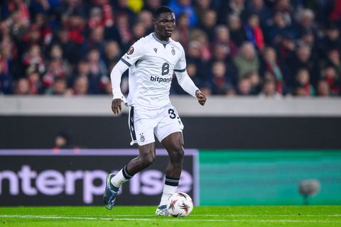 Wechselt nach Wolfsburg: Abwehrspieler Jonas Adjetey. Foto: Tom Weller/dpa