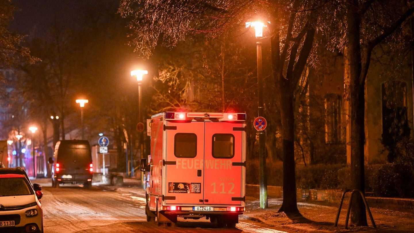 Wegen Stürzen aufgrund von Glätte werden in den Kliniken mehr Menschen behandelt als gewöhnlich. (Archivbild) Foto: Jens Kalaene