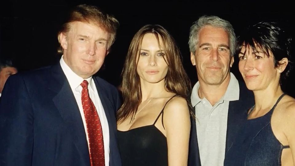 Donald Trump und Melanie mit Jeffrey Epstein und Ghislaine Maxwell