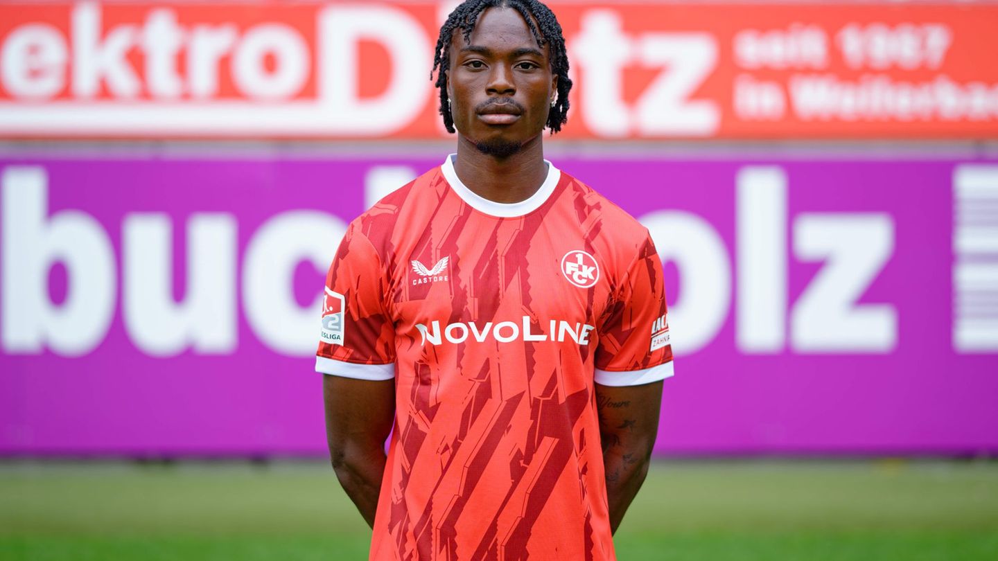 FCK-Angreifer Dickson Abiama wechselt zu Rot-Weiss Essen. (Archivbild) Foto: Uwe Anspach/dpa