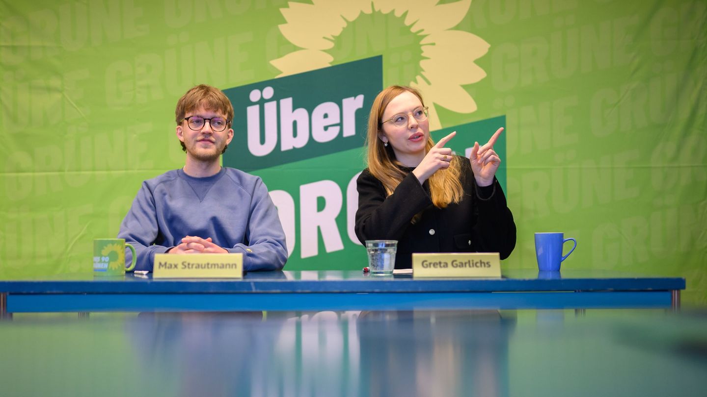 Grünen-Landeschefin Greta Garlichs sieht die Demokratie vor einer Zerreißprobe. Foto: Julian Stratenschulte/dpa