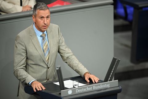 Der AfD-Bundestagsabgeordnete Christian Zaum will mit Fabian Jacobi als Doppelspitze den NRW-Landesverband führen. (Archivbild)