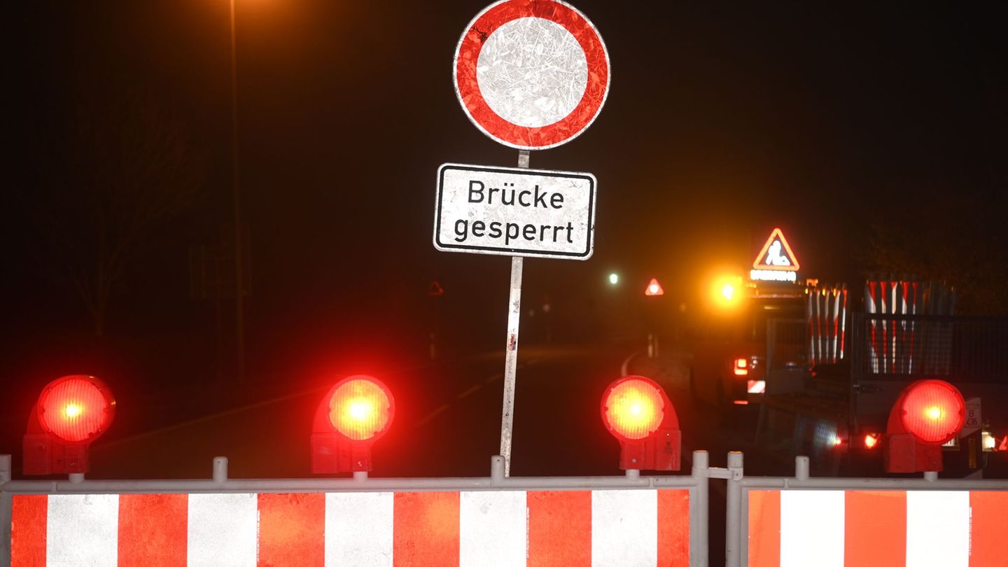 Die Straßenmeistereien in Niedersachsen legen ihre Arbeit nieder. Foto: Lars Penning/dpa