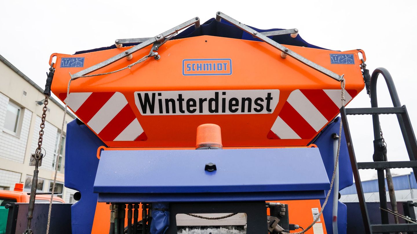 Wegen eines Streikaufrufs gibt es am Donnerstag in Schleswig-Holstein nur einen eingeschränkten Winterdienst. (Symbolbild) Foto: