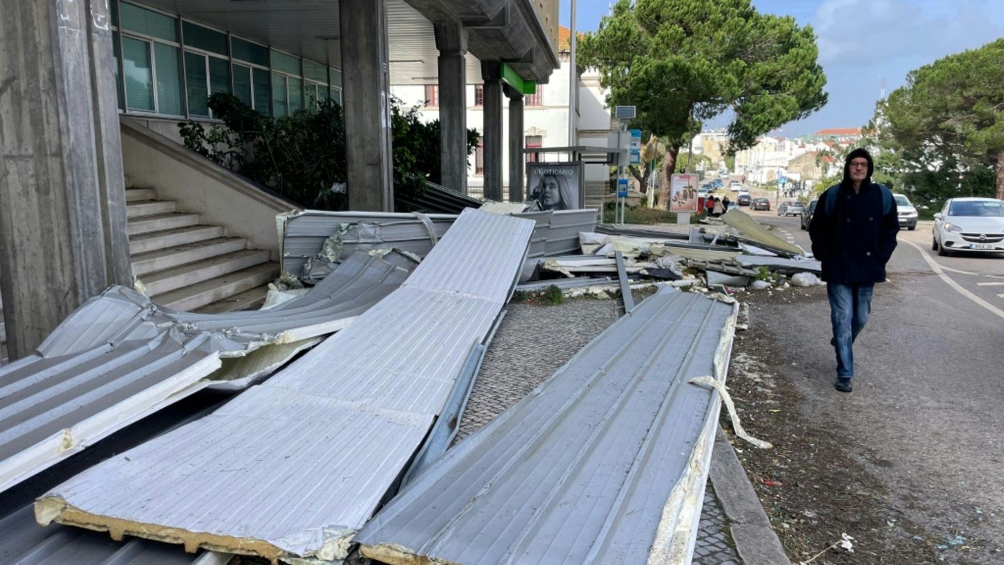 Schäden im portugiesischen Leiria nach Sturm "Kristin"