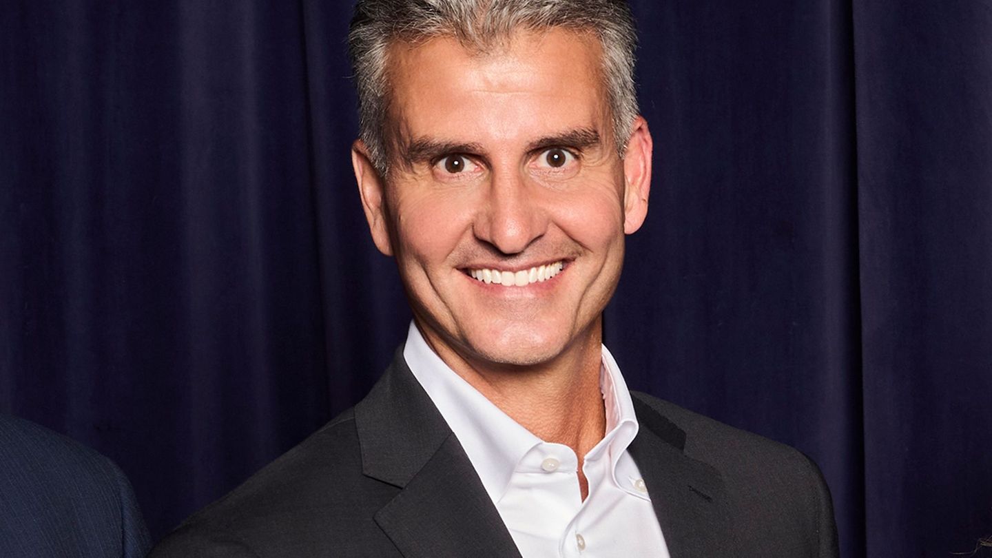 Der 54-jährige Josh D'Amaro ist seit 28 Jahren bei Disney. Foto: Uncredited/The Walt Disney Company via AP/dpa