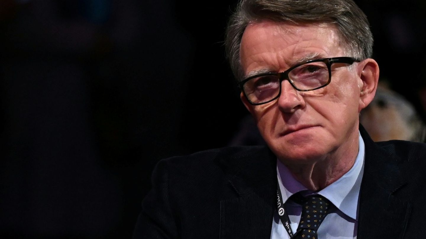 Peter Mandelson gibt seinen Sitz im House of Lords ab