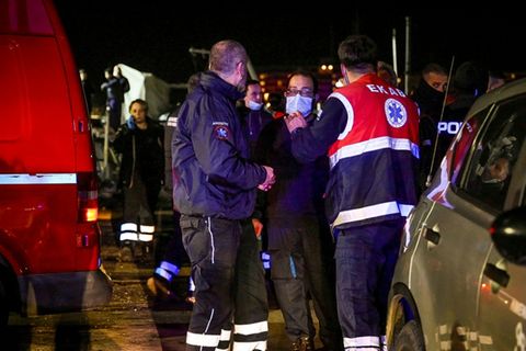 Rettungskräfte im Hafen von Chios, Griechenland