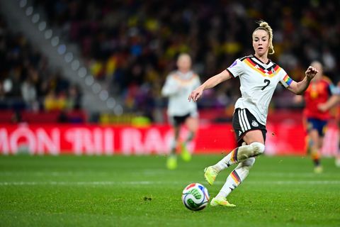 Giulia Gwinn spricht über ihre schweren Verletzungen. (Archivbild) Foto: Sebastian Christoph Gollnow/dpa