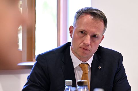 CDU-Fraktionschef Andreas Bühl sagt: "Das Manöver der AfD ist hinreichend durchsichtig." Foto: Martin Schutt/dpa