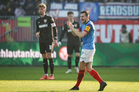 Vor DFB-Pokal: Steven Skrzybski trat mit Holstein Kiel im vergangenen Jahr noch in der Bundesliga gegen den VfB Stuttgart an.