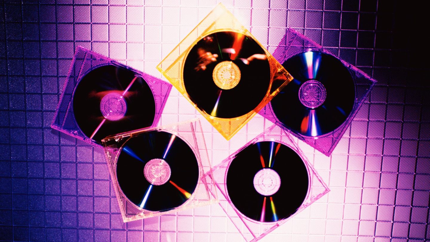 Warum Gen Z plötzlich wieder CDs, DVDs und Kassetten sammelt