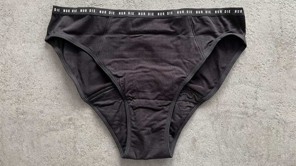 Der Periodenslip „Alles geregelt“ von Nur Die erhält im stern-Periodenunterwäsche-Test vier von fünf Sternen