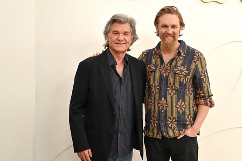 Kurt Russell (l.) und Wyatt Russell spielen beide in der Apple-TV-Serie ""Monarch: Legacy of Monsters" mit.