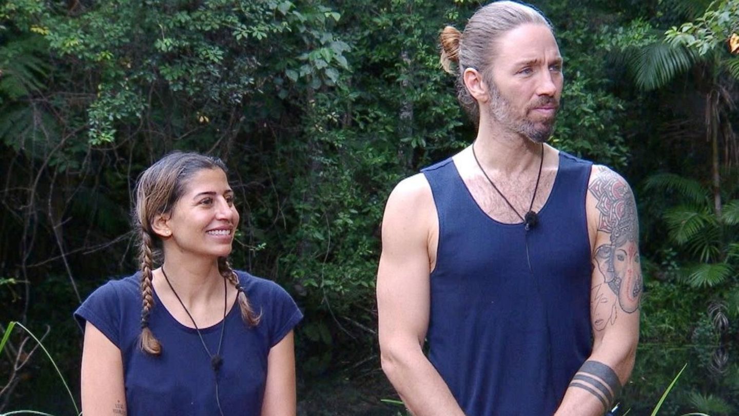 Für Gil Ofarim und Eva Benetatou ging es in die Dschungelprüfung "Schwierige Fanggelegenheit", die für den Sänger mit einem Be