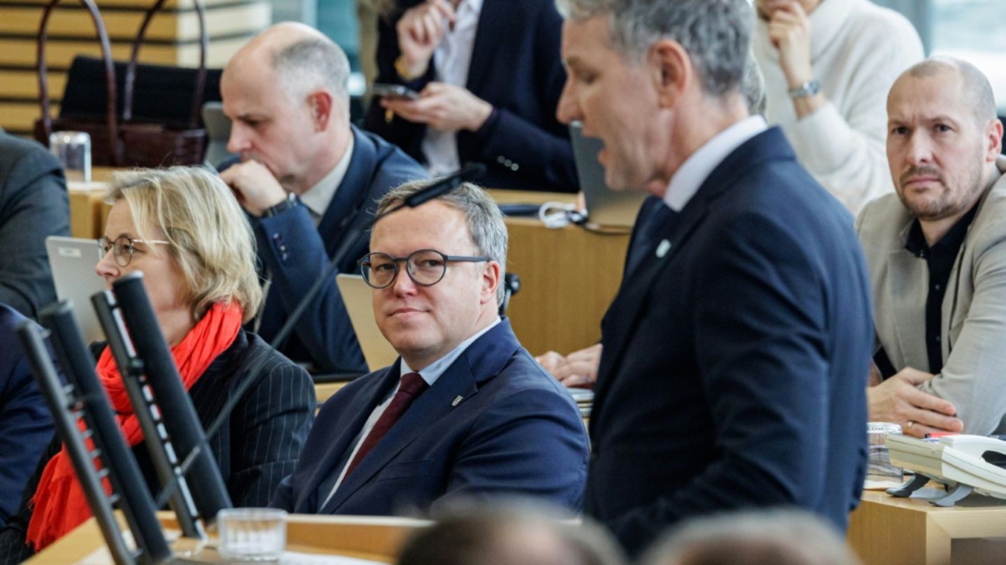 Voigt bei Höcke-Rede im Landtag