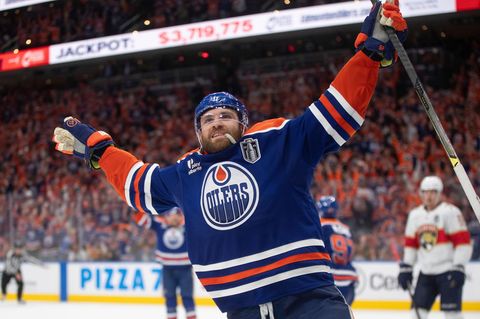 Olympia-Fahnenträger Leon Draisaitl